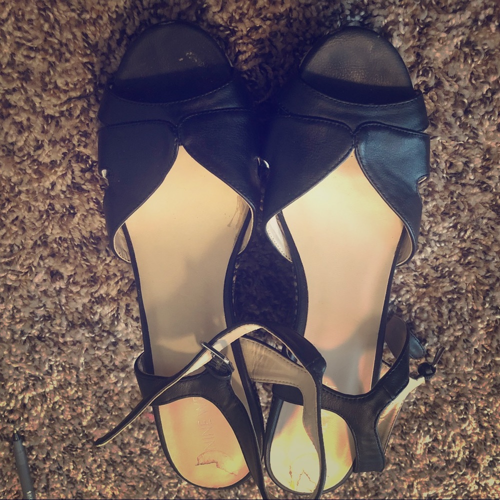 Nine West size 9 Wedges